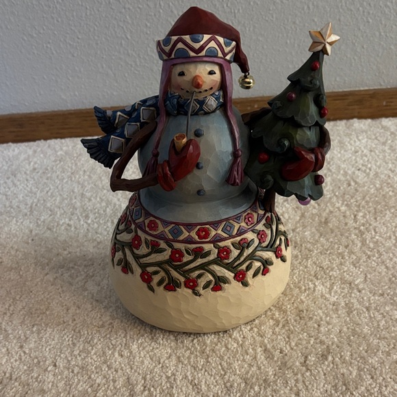 Jim Shore “ Be Cool” Festive Snowman with Tree - Picture 11 of 12